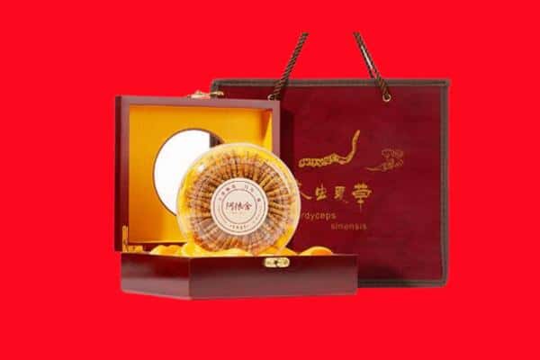 收购资讯:辉南县回收冬虫夏草是按克吗